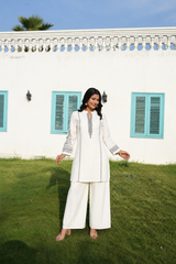 White Whisper Elegance