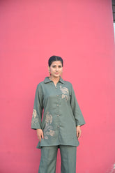 Chic Olive Charm