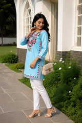 Vibrant Aari Elegance